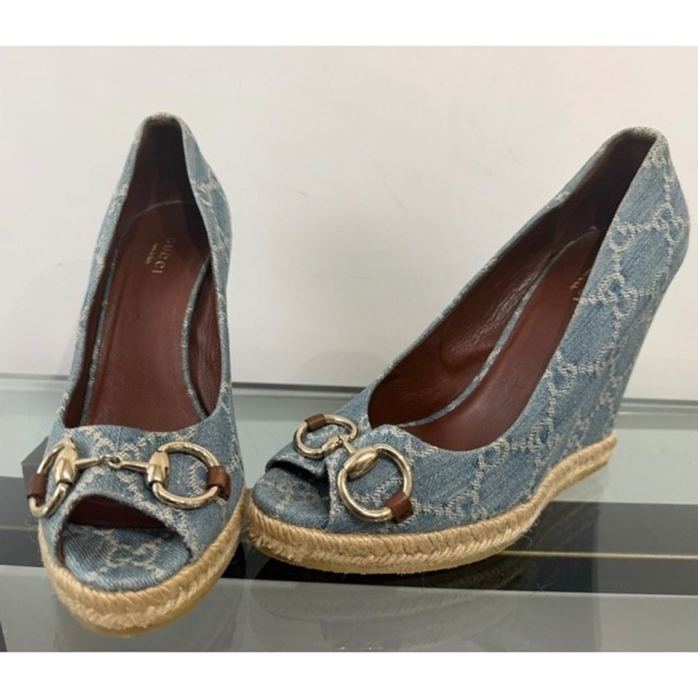 Authentic Gucci Horsebit Monogram GG Blue Denim Peep Toe Wedge Sandals Size 37